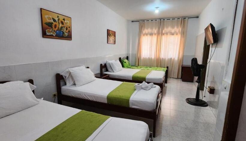 标准三人间, Luna Verde