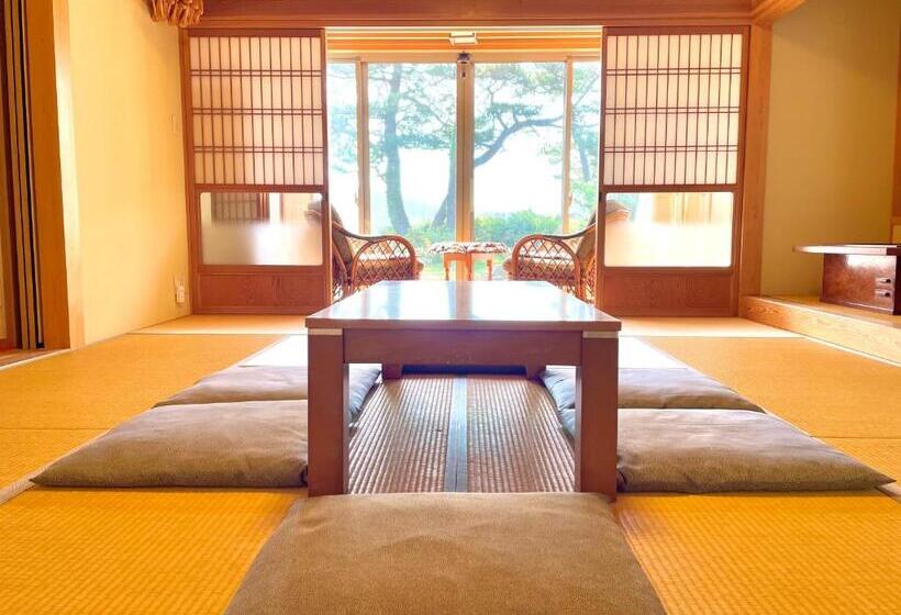 家庭间, 季饗庵