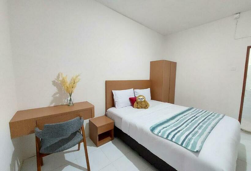스탠다드 룸, Nines Residence Balikpapan