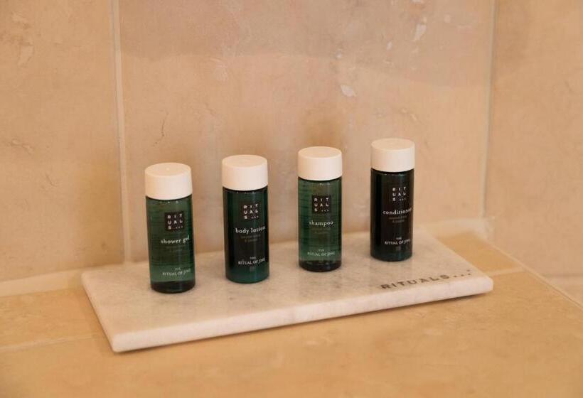 デラックスルーム, & Restaurant Infinity