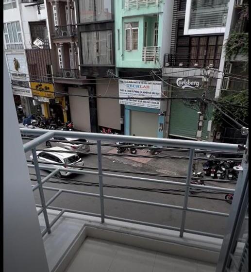 اتاق استاندارد, Ngô Gia Phát