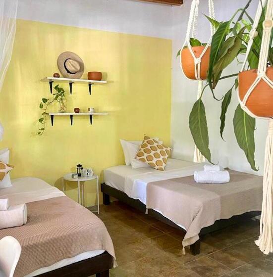 四人标准间, La Punta Beach House