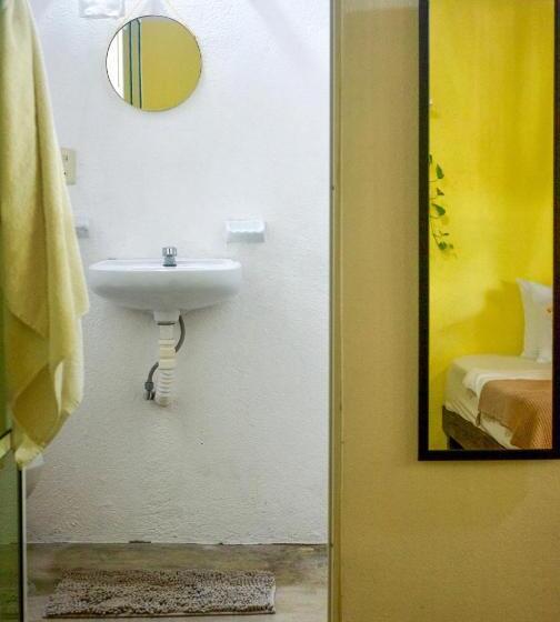 四人标准间, La Punta Beach House