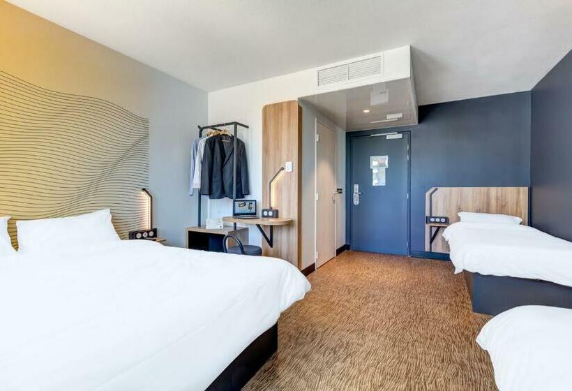 スタンダード４人部屋, B&b Hotel Saintes