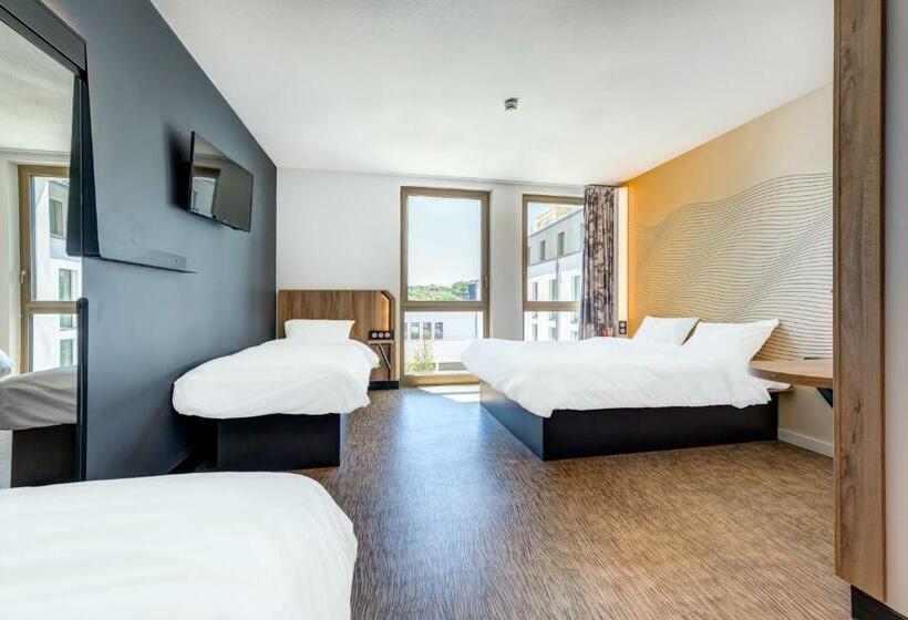 スタンダード４人部屋, B&b Hotel Saintes