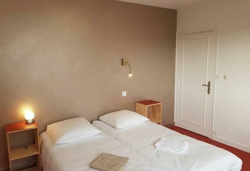 اتاق عادی, Les Balcons Du Trégor