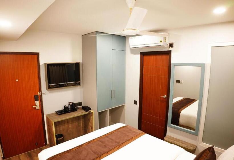 バルコニー付きスタンダードルーム, Dream Hotel   Richmond