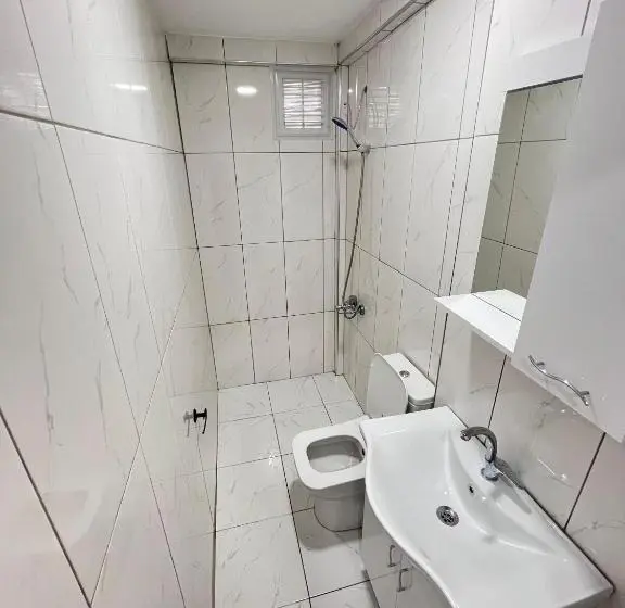 Deluxe Suite, Five Star