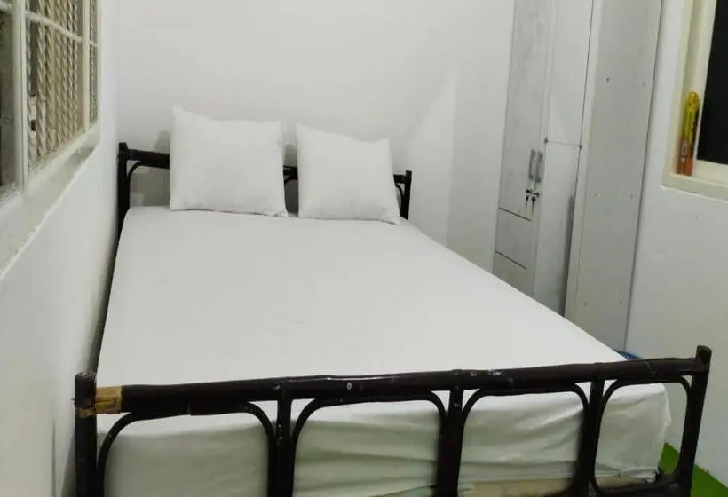 エコノミールーム, Spot On 92544 Senja Homestay