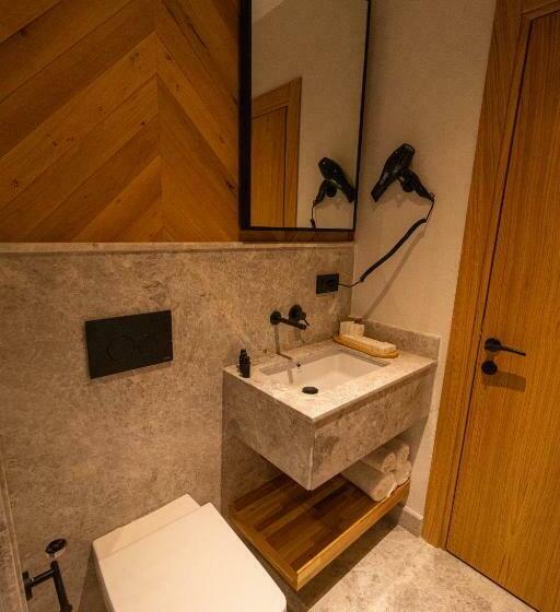 اتاق سوپریور, Leone Cunda Edition Otel