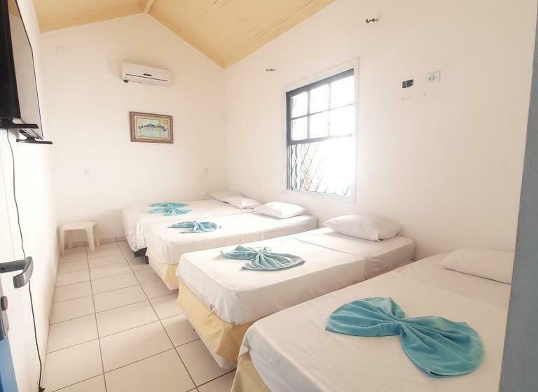 4인용 스탠다드 룸, Pousada Cantinho Do Guarujá I