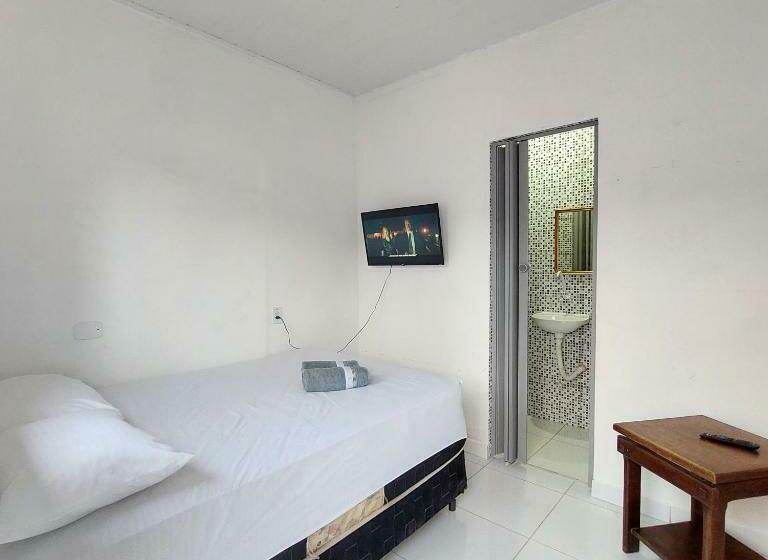 기본룸, Pousada Cantinho Do Guarujá I