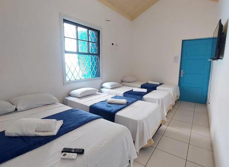 4인용 스탠다드 룸, Pousada Cantinho Do Guarujá I