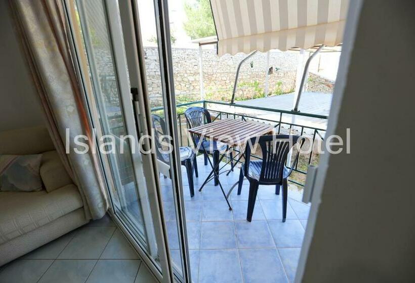 اتاق استاندارد با بالکن و چشم‌انداز دریا, Islands View