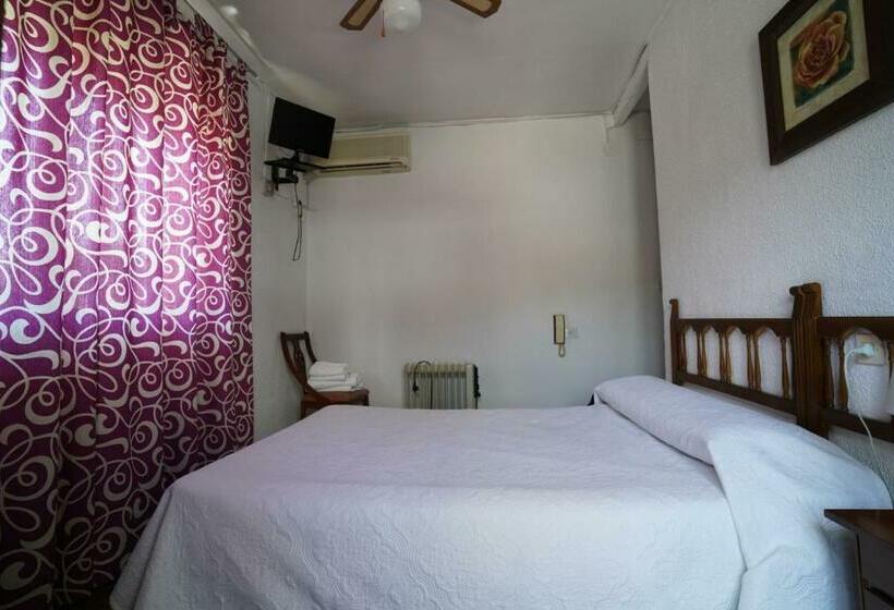 חדר סטנדרט יחיד, Pension Restaurante Angel