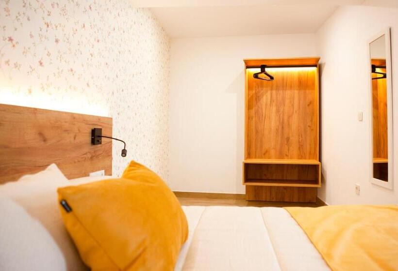 חדר סטנדרט יחיד, Pension Restaurante Angel