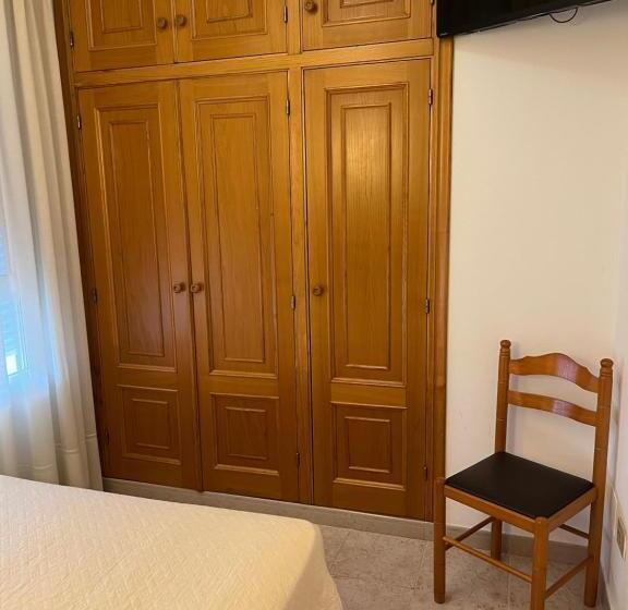 スタンダードシングルルーム, Pensión Arenas Palas