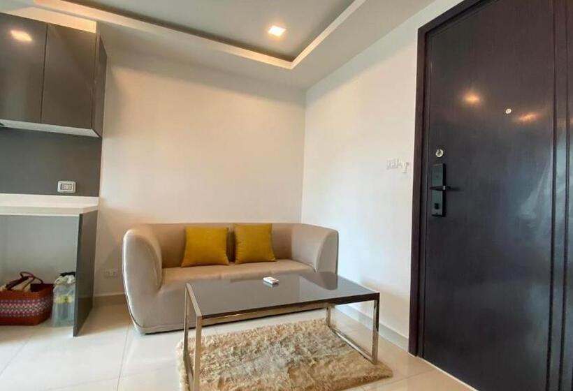 1 Bedroom Apartment Pool View, Arcadia Beach Continental