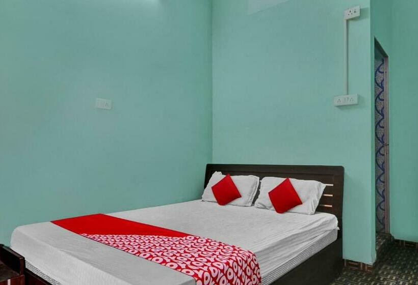 غرفة كلاسيكية ثلاثية, O New Sharda Homes