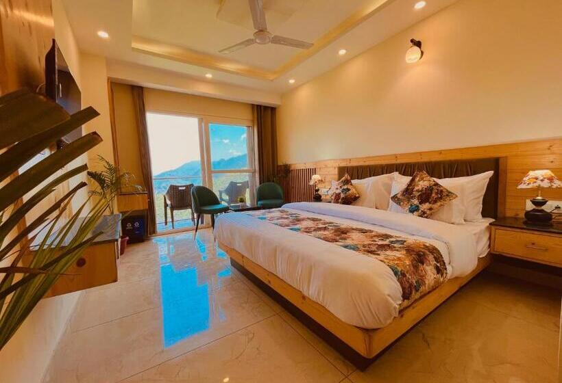 标准间, Pinerock & Cafe, Mussoorie   Mountain View Luxury Rooms With Open Rooftop Cafe