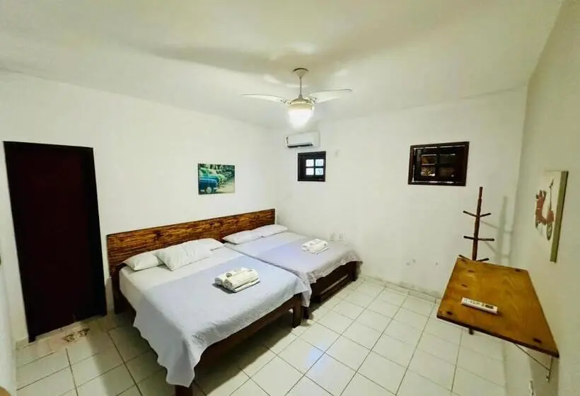 スタンダード４人部屋, Jeri Kite Surf Hostel Pousada