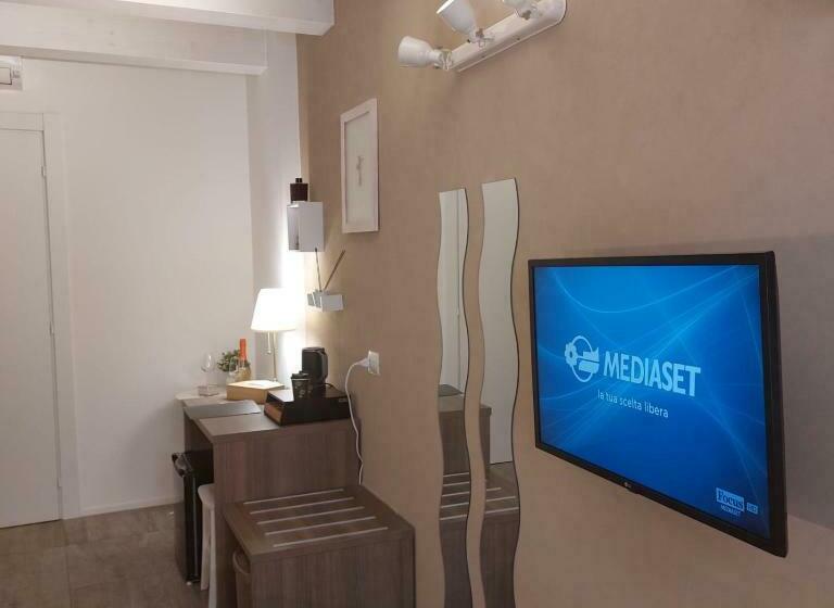 غرفة قياسية لذوى الاحتياجات الخاصة, Aurum Affittacamere