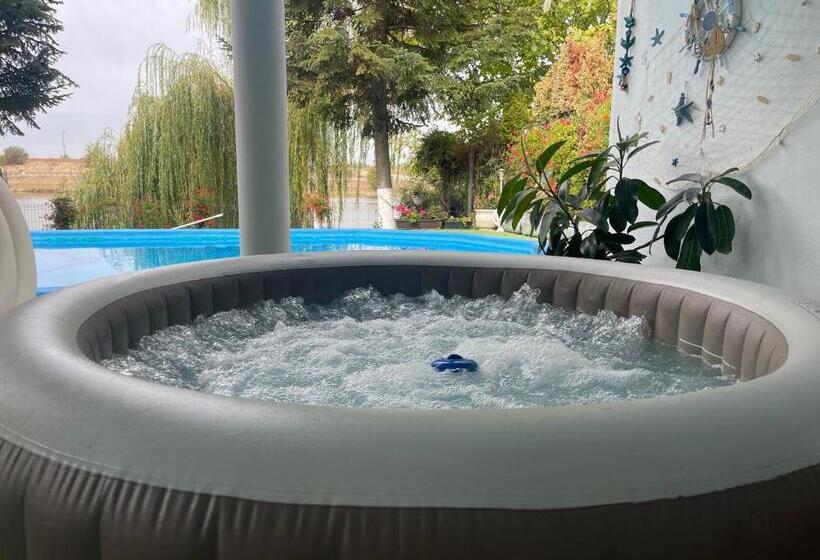 Номер Стандарт Вид на Сад, Snagov Belvedere Lake