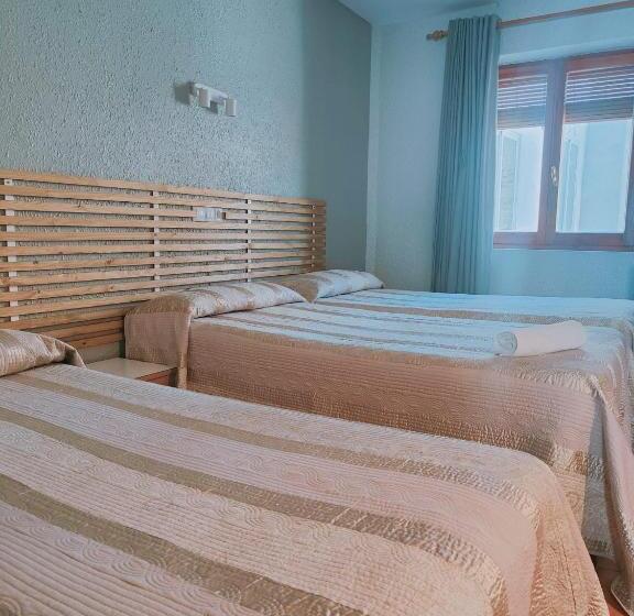 חדר סטנדרט לשלושה, Acebo Plaza Mayor