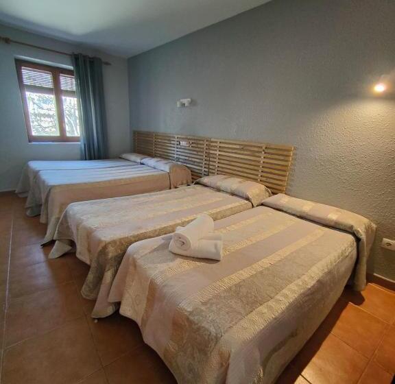 חדר סטנדרט לארבעה, Acebo Plaza Mayor