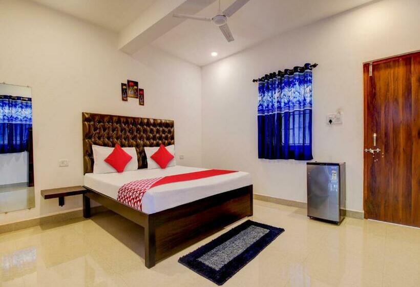 Klassiskt Trippelrum, Oyo Flagship 81059 Villagrande By Emmanuel