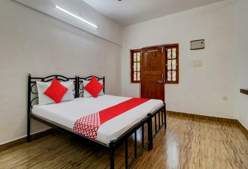 Klassiskt Trippelrum, Oyo Flagship 81059 Villagrande By Emmanuel