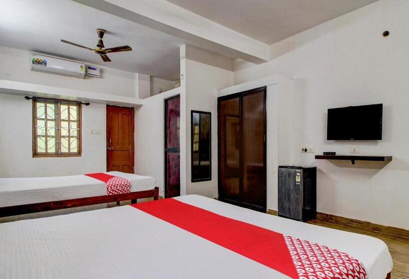 Klassiskt Trippelrum, Oyo Flagship 81059 Villagrande By Emmanuel