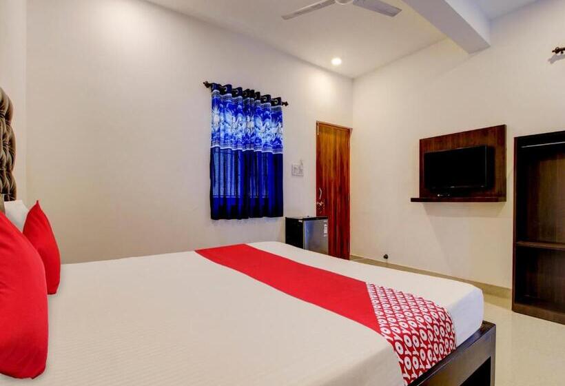 Klassiskt Trippelrum, Oyo Flagship 81059 Villagrande By Emmanuel