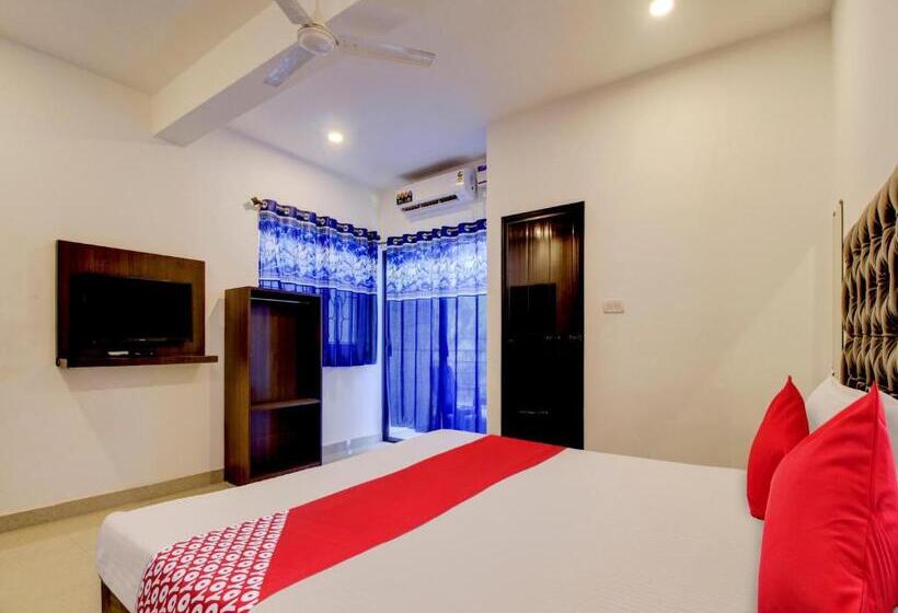 Klassiskt Trippelrum, Oyo Flagship 81059 Villagrande By Emmanuel