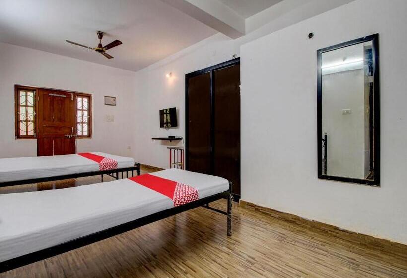 Klassiskt Trippelrum, Oyo Flagship 81059 Villagrande By Emmanuel