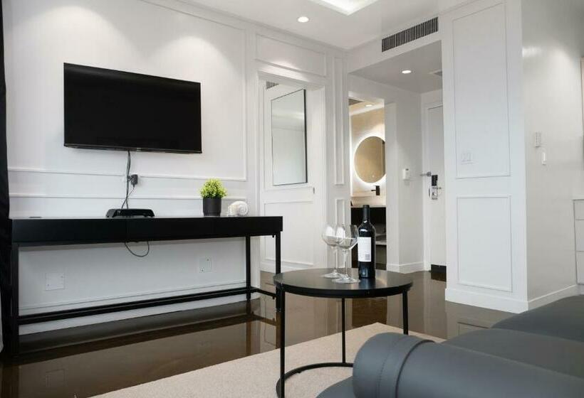 Люкс Superior, Tano Guam