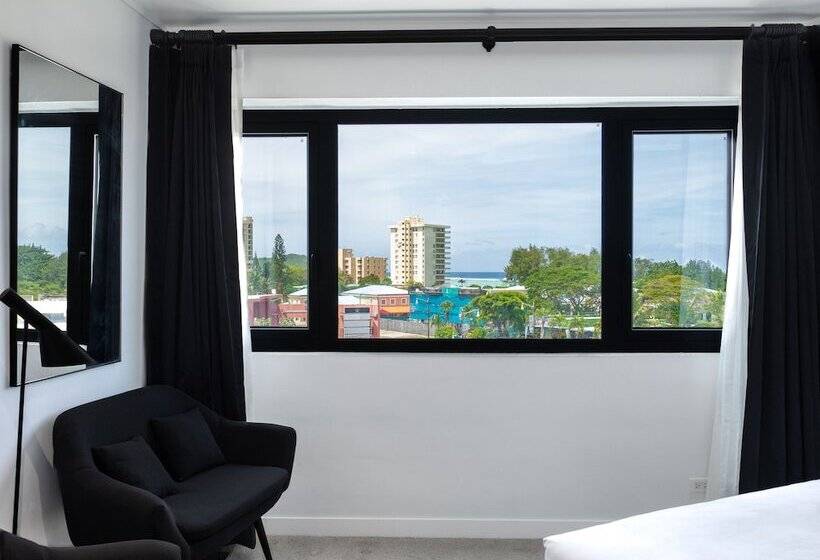 Номер Deluxe, Tano Guam