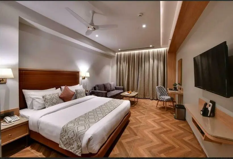 スタンダードルーム, The Fern Shelter Resort Palghar