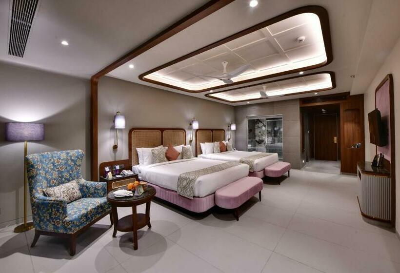 家庭间, The Fern Shelter Resort Palghar