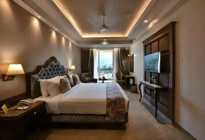 スーペリアールーム, The Fern Shelter Resort Palghar
