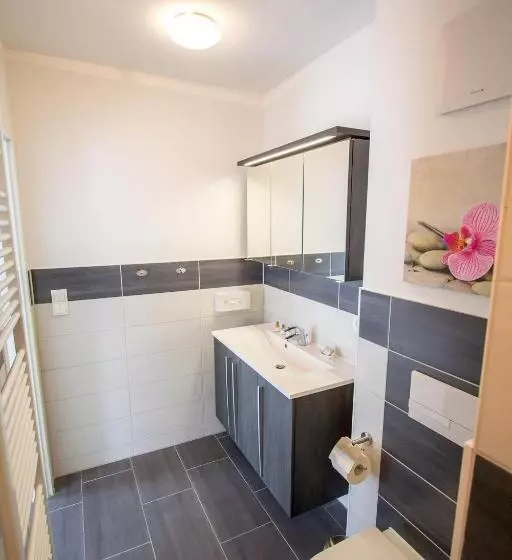 Huoneisto 1 Makuuhuone Parveke, Aparthotel Am Fließ