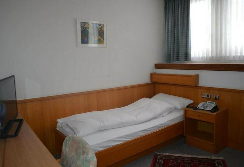 スタンダードシングルルーム, Drei Schweizer