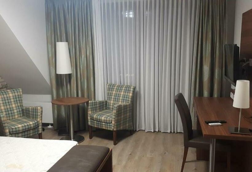 标准间, Dreyer Garni