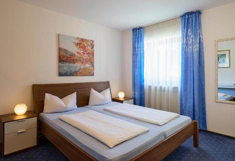 标准间, Garni Demmel