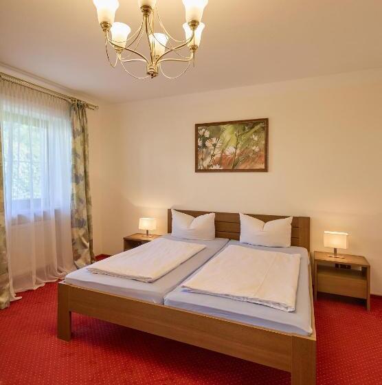 标准间, Garni Demmel