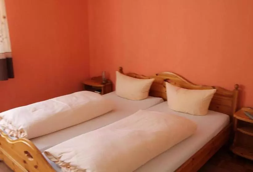 اتاق استاندارد چهار تخته, Landgasthof Heerlein