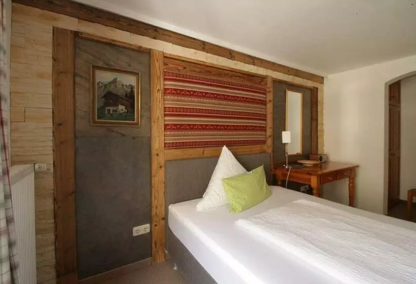 اتاق استاندارد یک تخته با بالکن, Gasthof Wimbachklamm