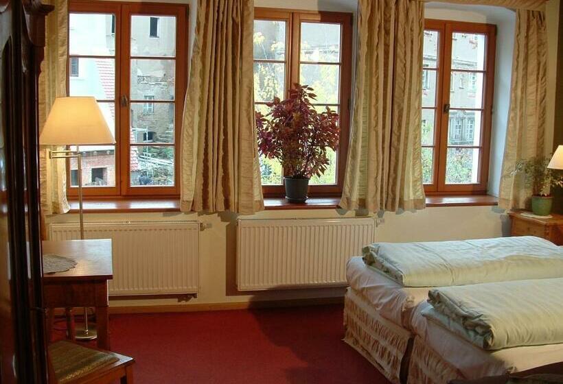 标准间, Und Gasthof Dreibeiniger Hund