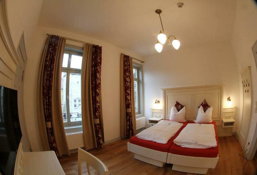 Люкс, Villa Victoria