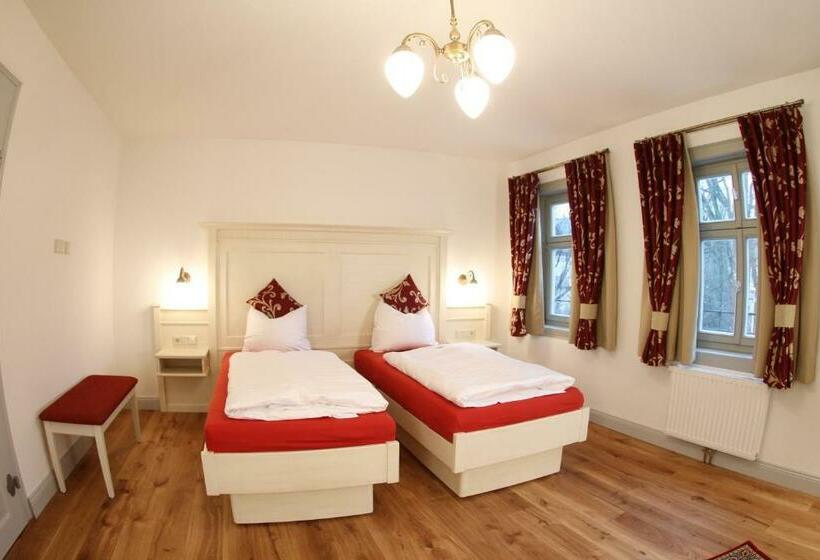 Люкс с Террасой, Villa Victoria